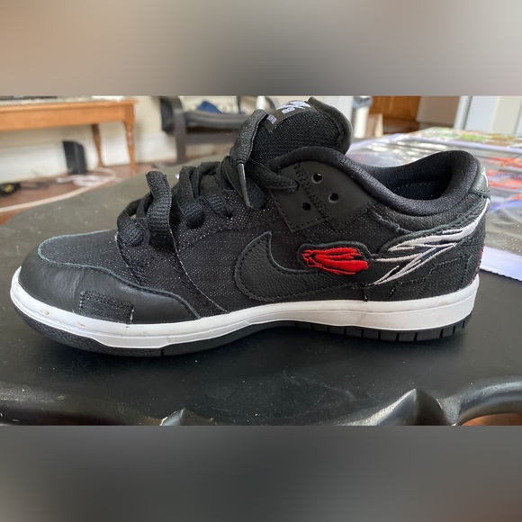 Nike SB Dunk Low Wasted Youth (DD8386-001) VNDS Size 5.5 | 7W - Picture 8 of 9